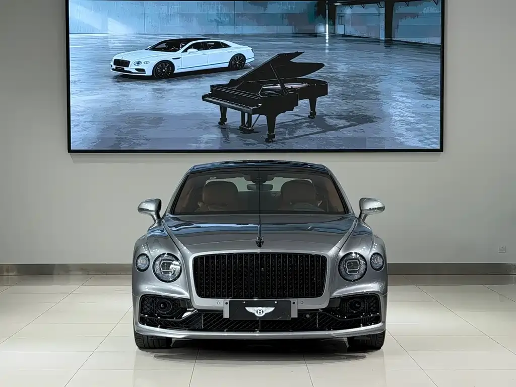 Bentley Flying Spur — фото 7