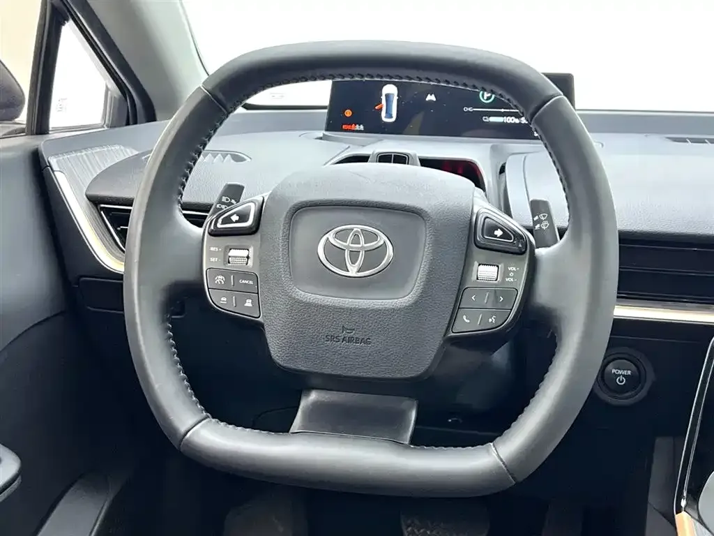 Toyota bZ3 — фото 5