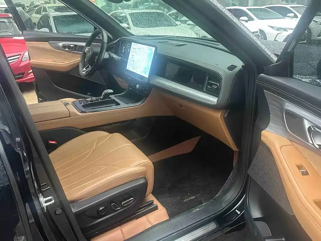 GAC Motor Trumpchi ES9 — фото 9