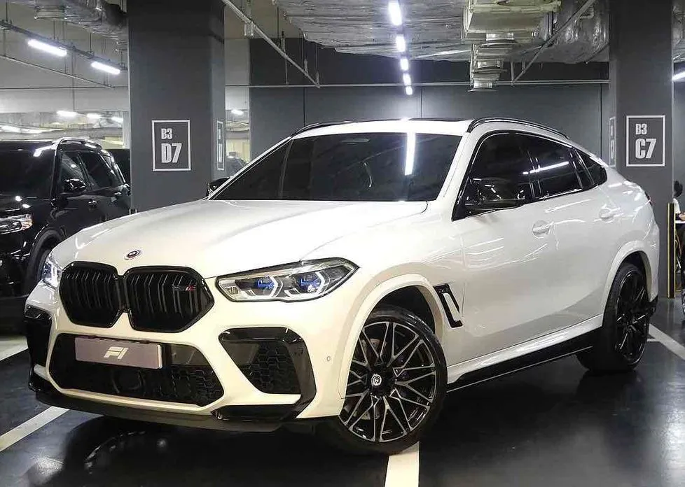 BMW X6M — фото 1