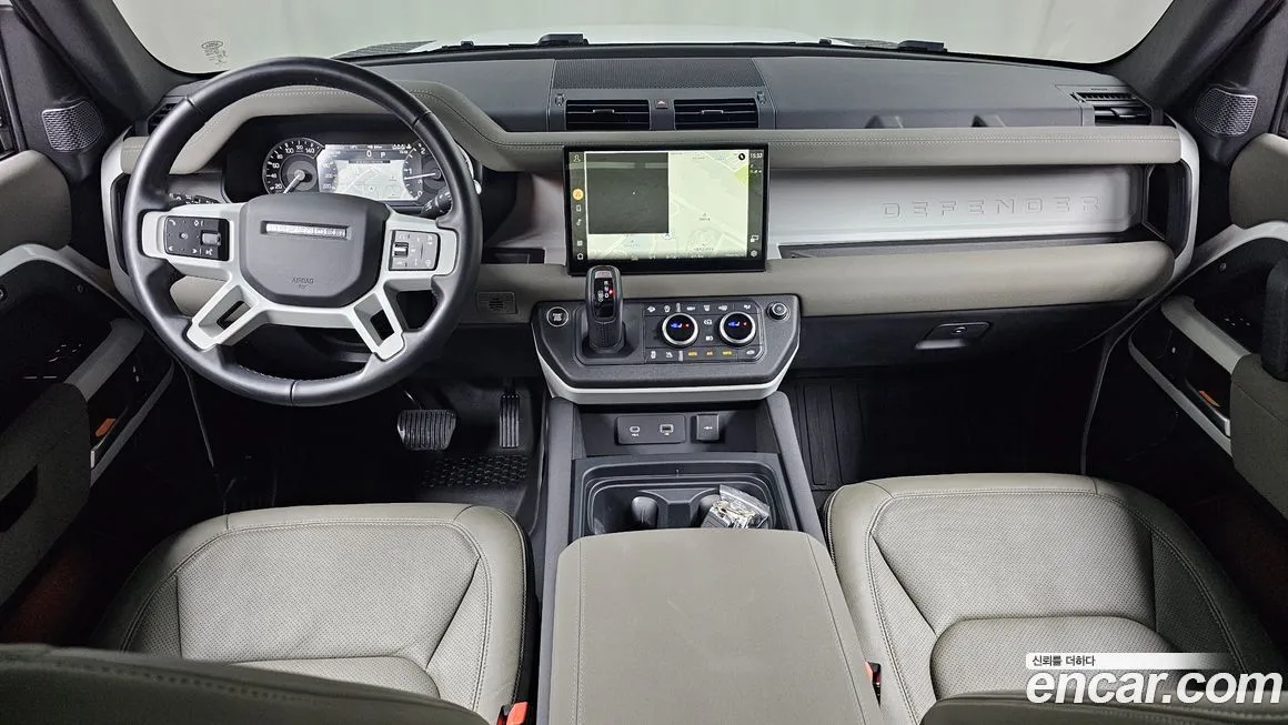 Land Rover Defender — фото 10