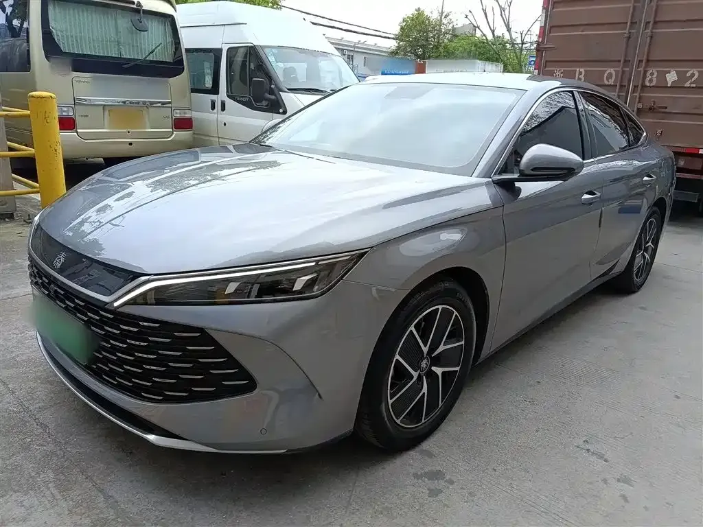 BYD Qin L — фото 1