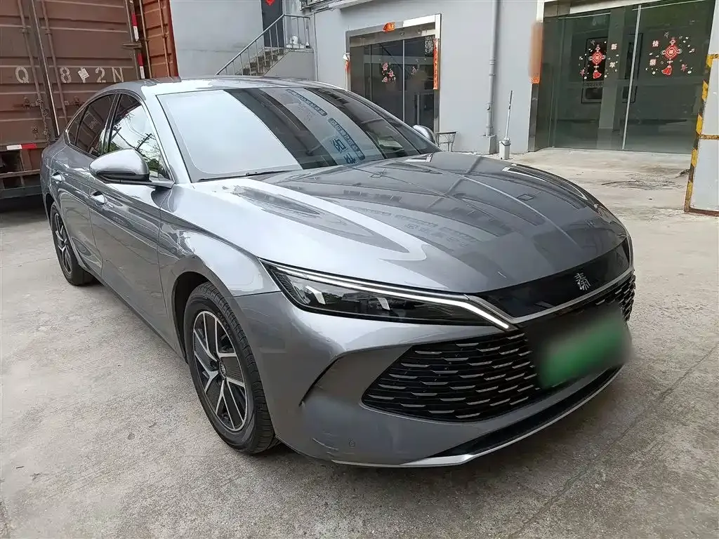 BYD Qin L — фото 8