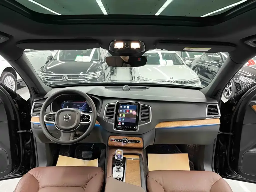Volvo XC90 — фото 4