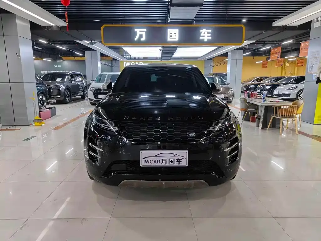Land Rover Evoque — фото 1