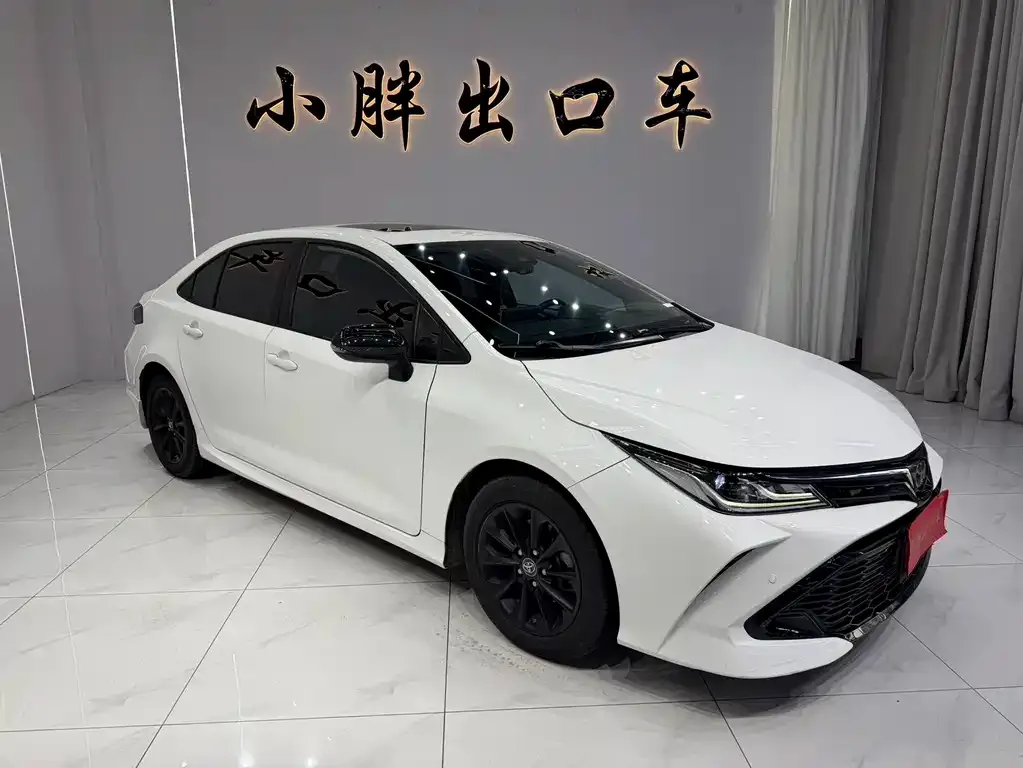 Toyota Corolla — фото 3