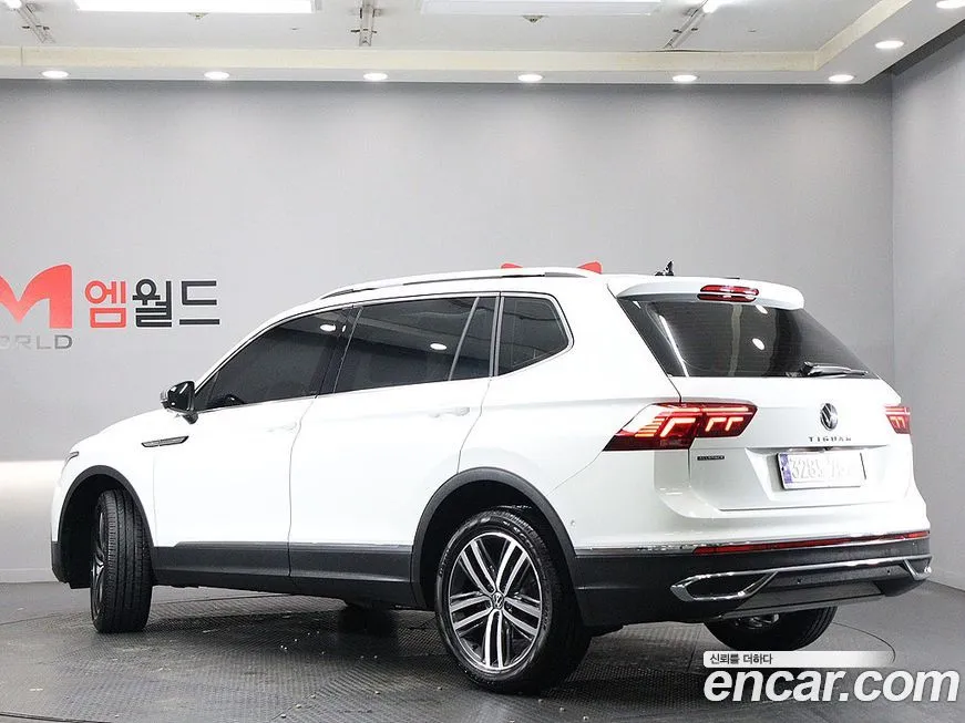 Volkswagen Tiguan — фото 3