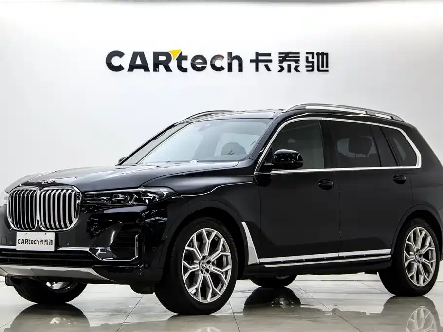 BMW X7 — фото 1