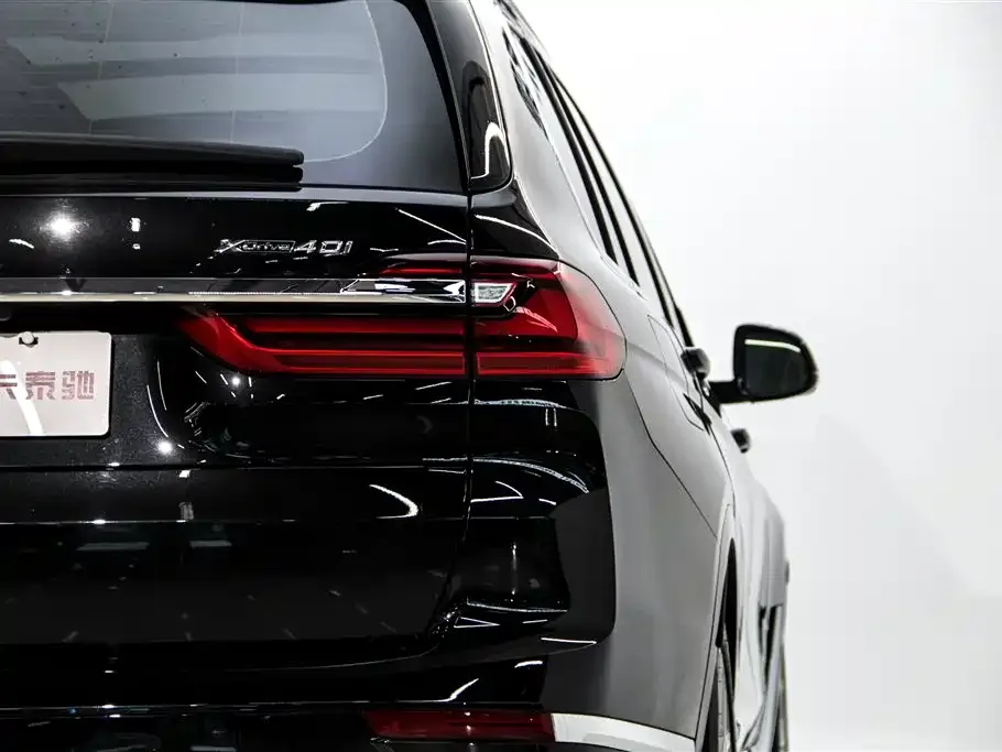 BMW X7 — фото 3