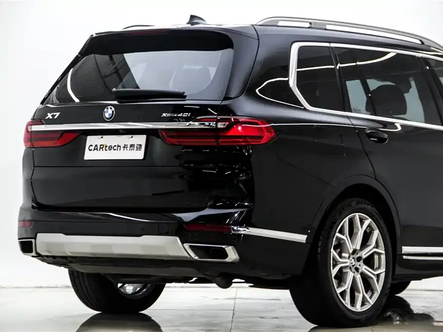 BMW X7 — фото 9