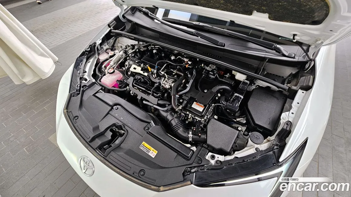 Toyota Prius — фото 10