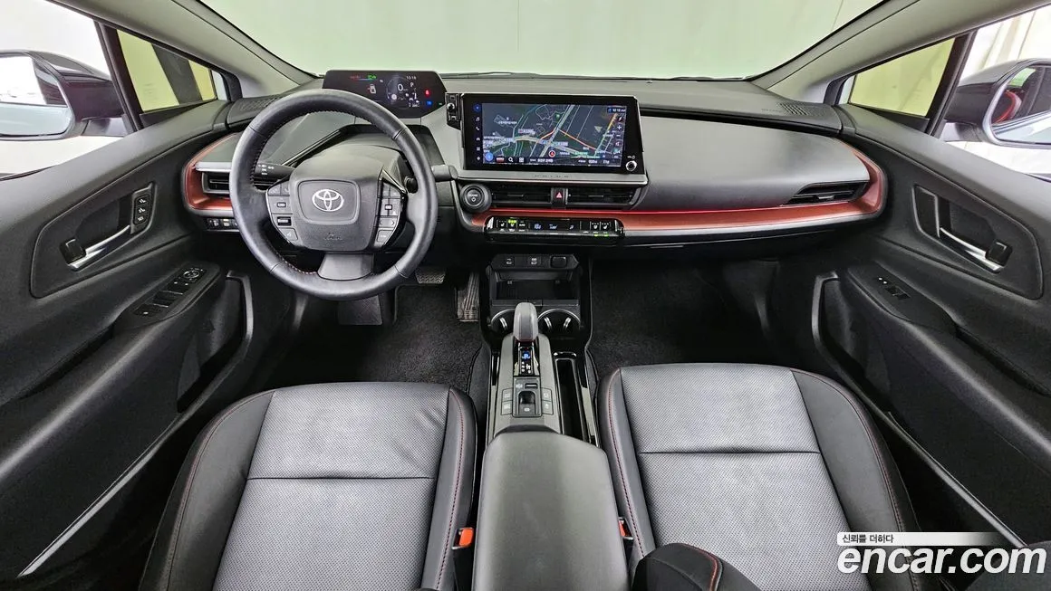 Toyota Prius — фото 5