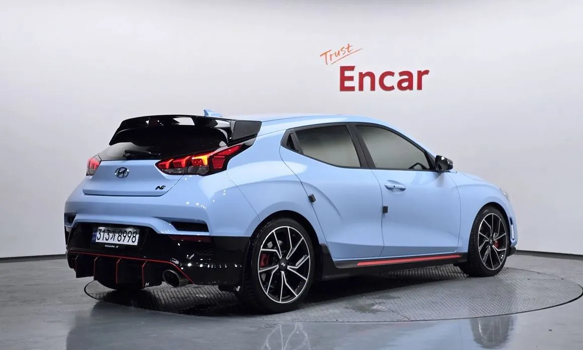 Hyundai Veloster — фото 8
