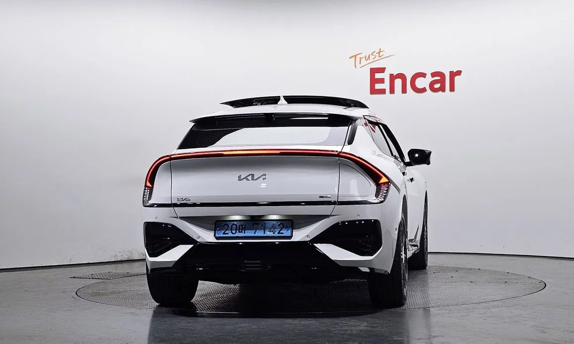 Kia EV6 — фото 3