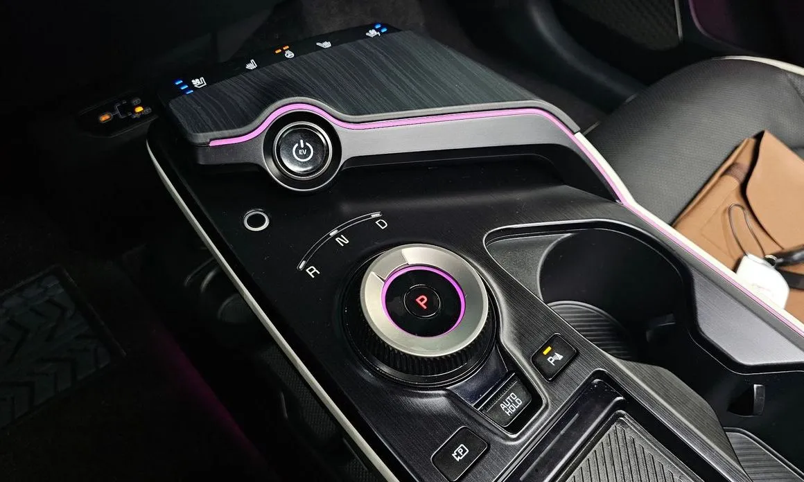 Kia EV6 — фото 9