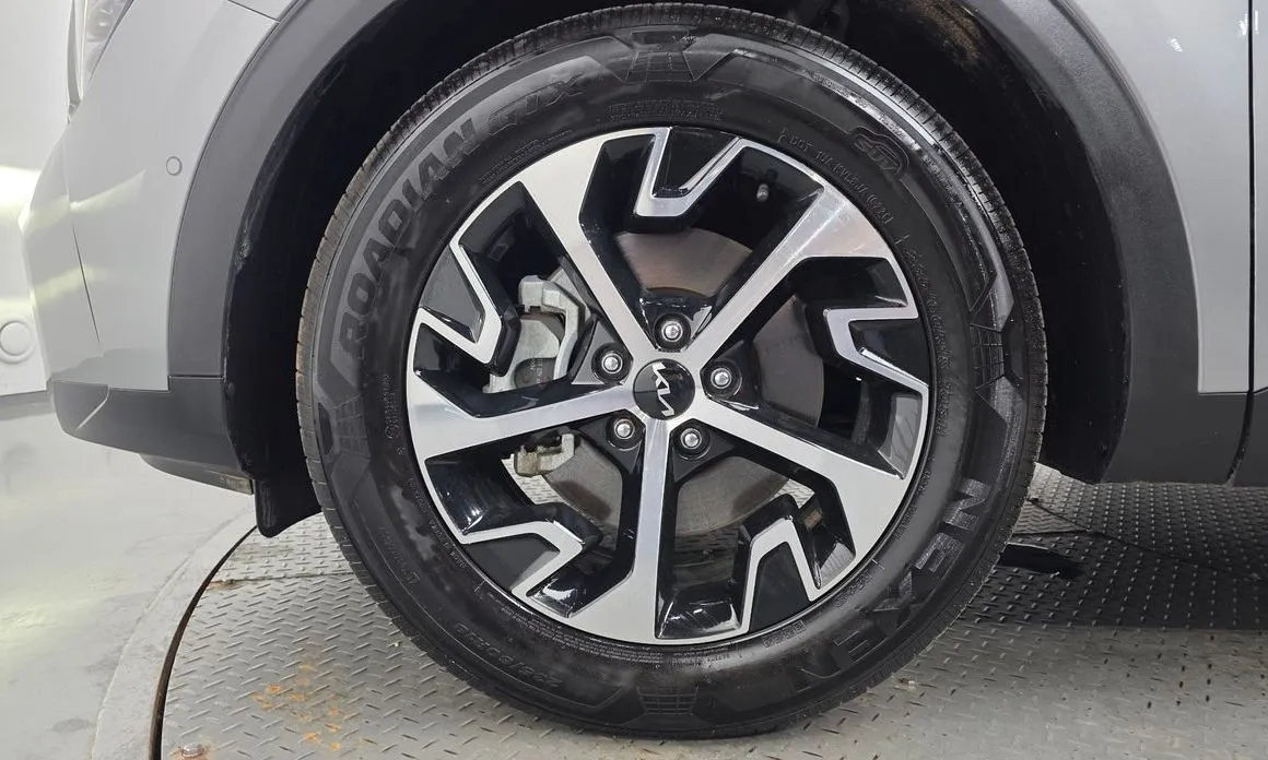 Kia Sportage — фото 9