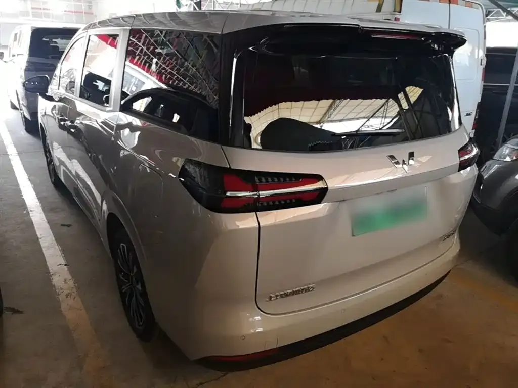 Wuling Starlight 730 New Energy — фото 2