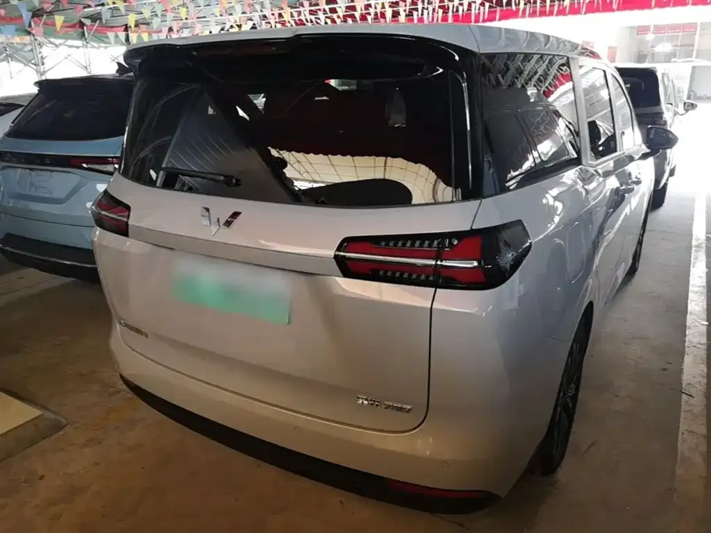 Wuling Starlight 730 New Energy — фото 8