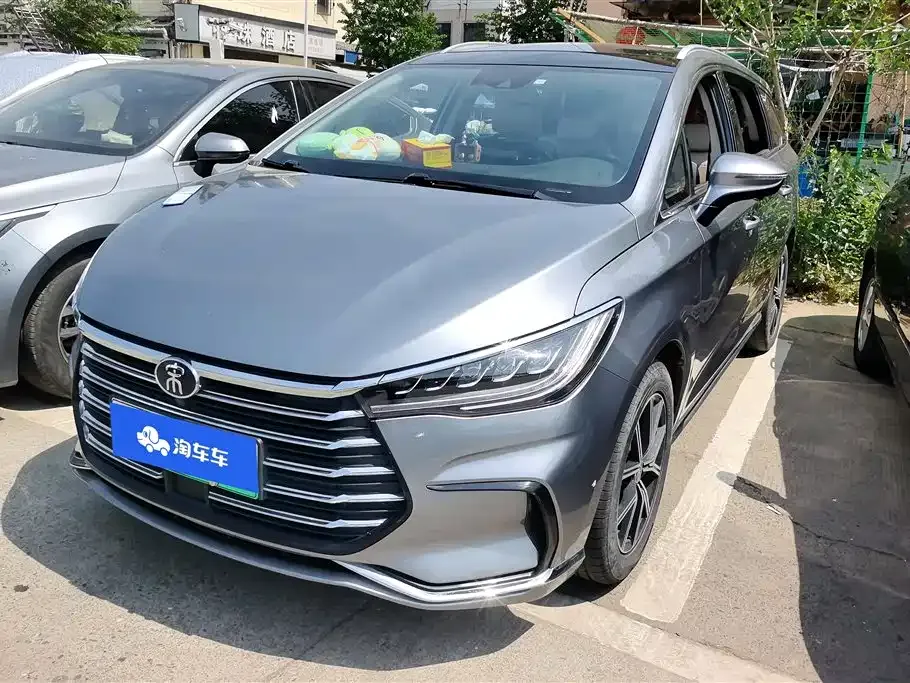BYD MAX New Energy — фото 1