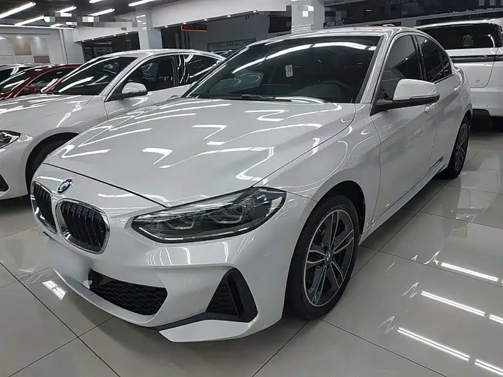 BMW 1 Series — фото 1