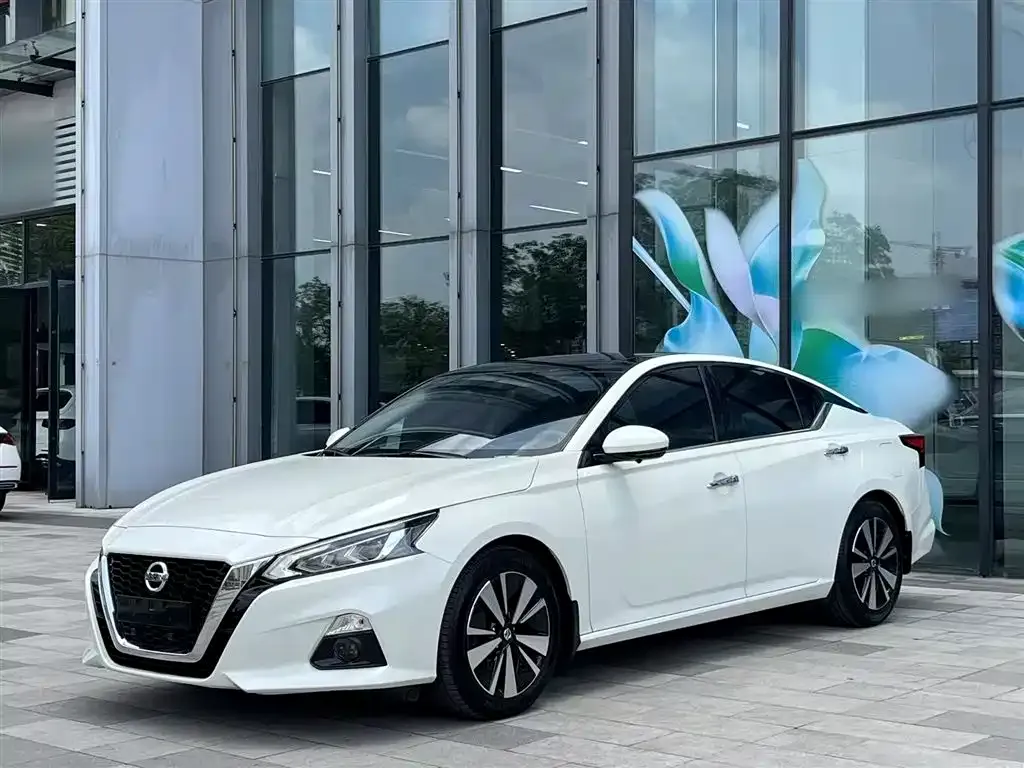 Nissan Teana — фото 7