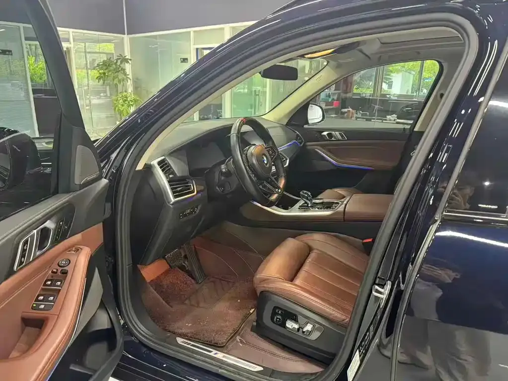 BMW X5 (Import) — фото 4
