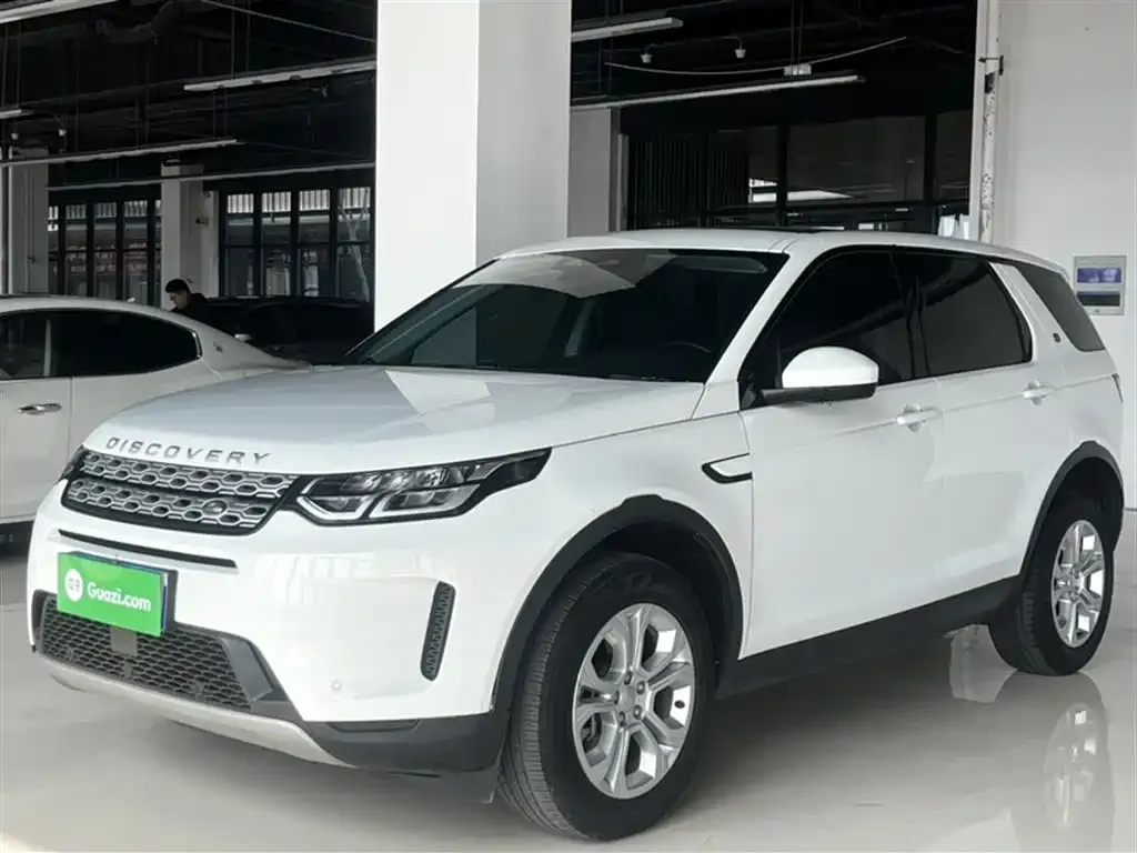 Land Rover Discovery Sport — фото 1