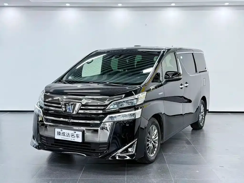 Toyota Vellfire — фото 1