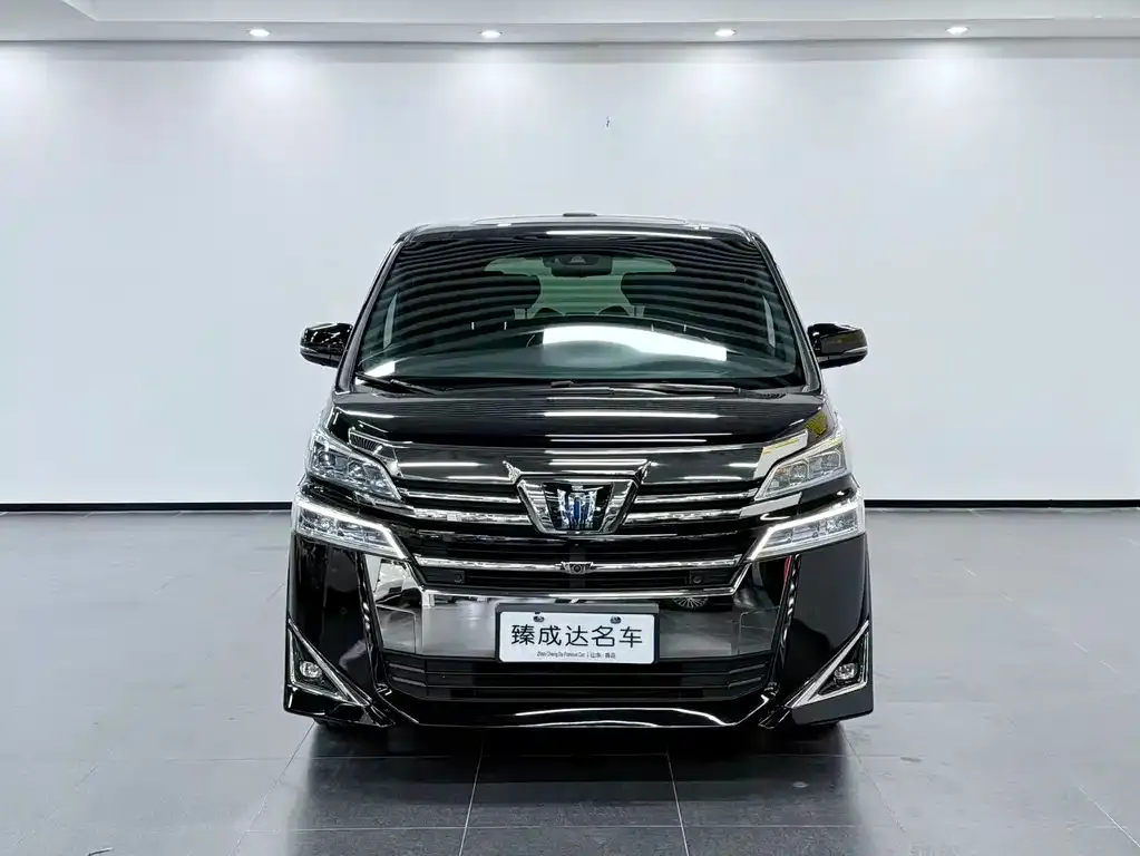 Toyota Vellfire — фото 4