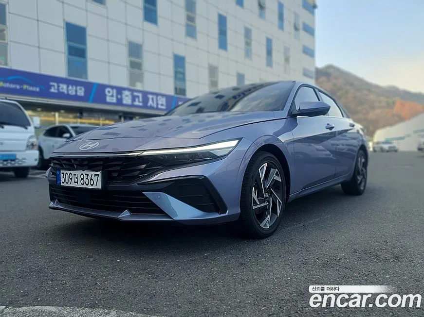 Hyundai AVANTE — фото 1