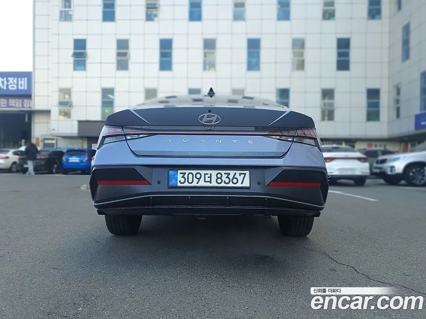 Hyundai AVANTE — фото 4