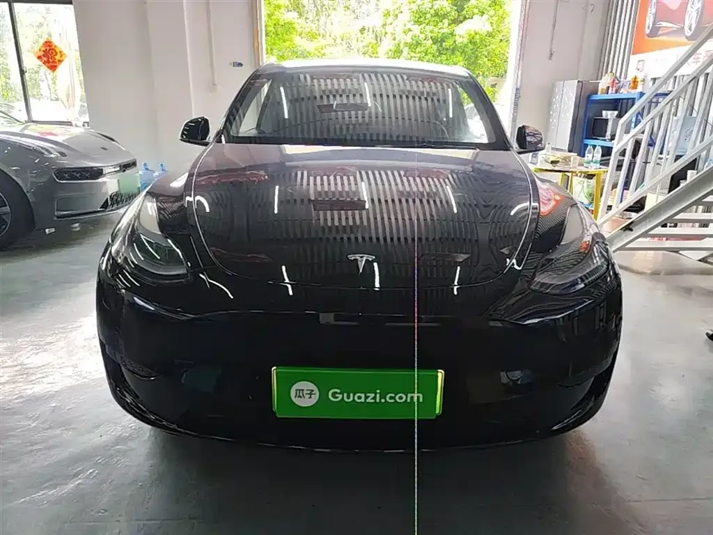 Tesla Model Y — фото 3