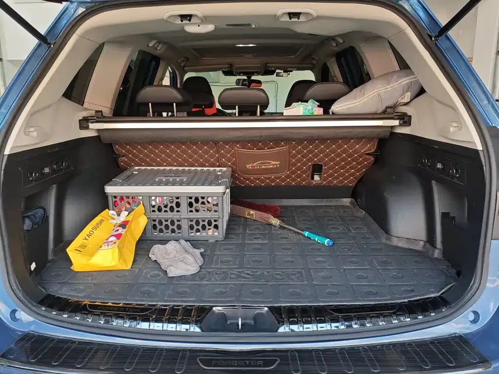 Subaru Forester — фото 9