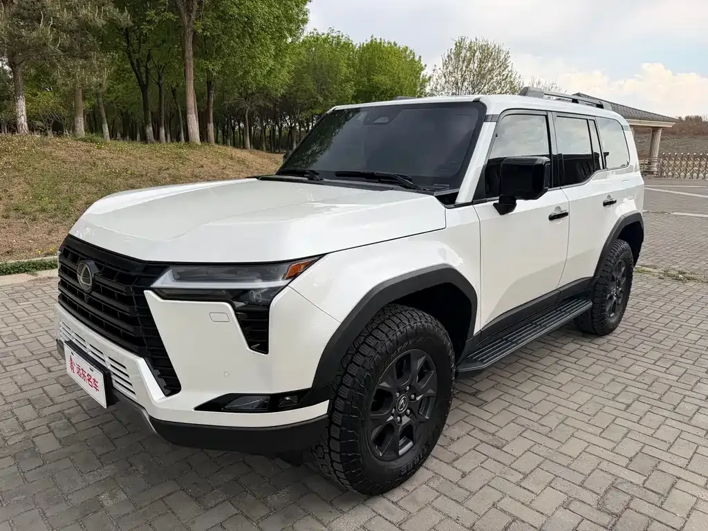 Lexus GX — фото 1