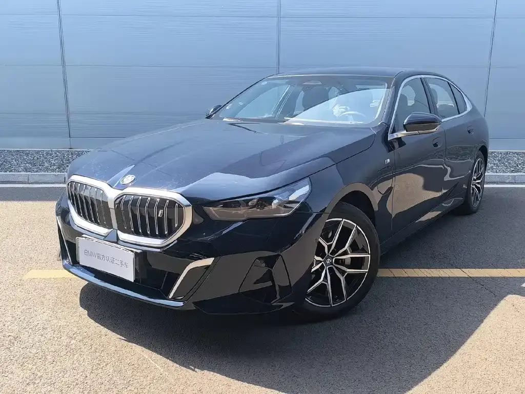BMW i5 — фото 3