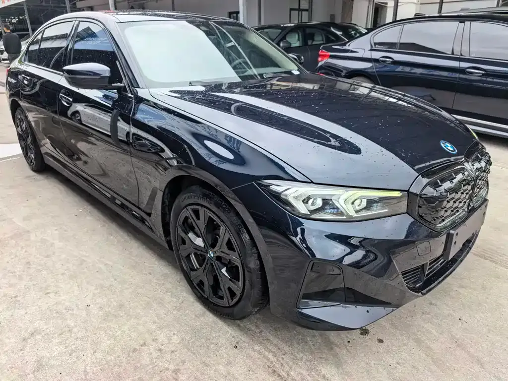 BMW i3 — фото 1