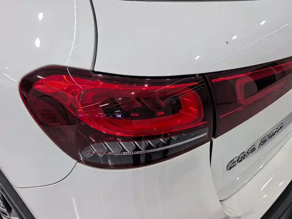 Mercedes-Benz EQA — фото 9