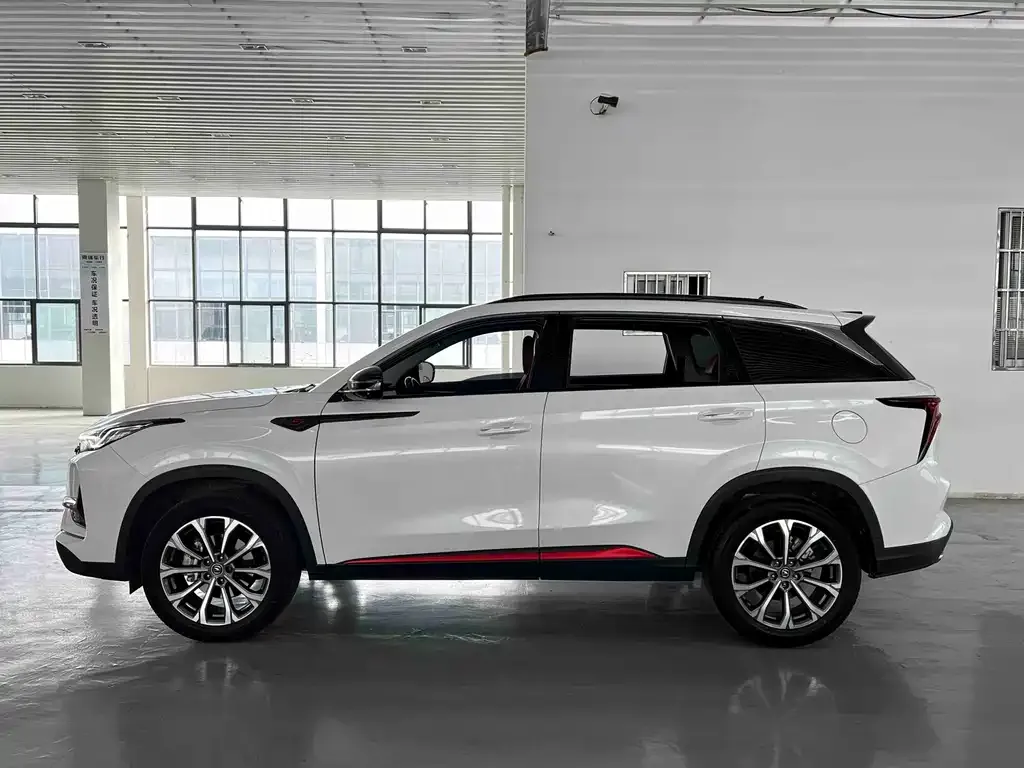 Changan CS75 PLUS — фото 3
