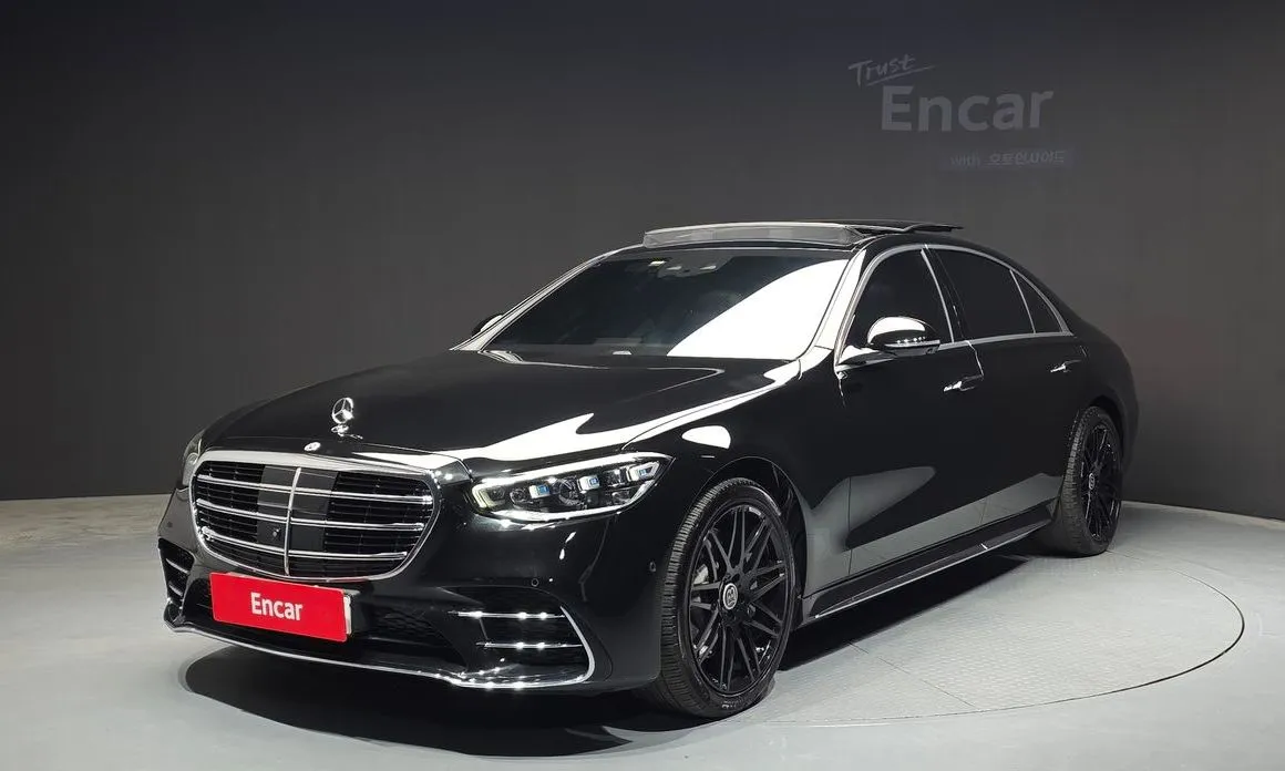 Mercedes-Benz S-Class — фото 1