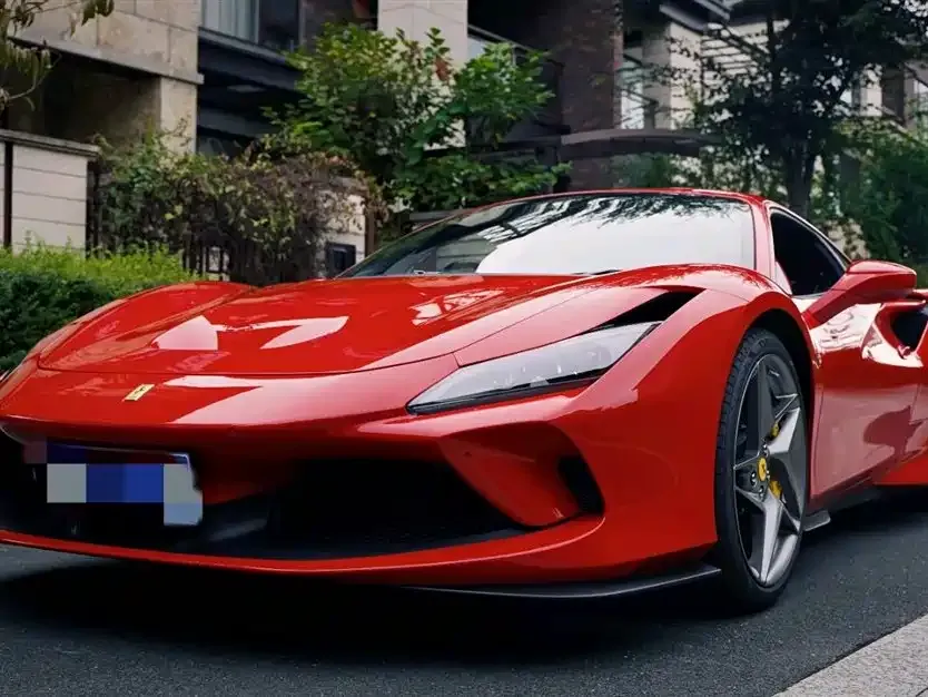 Ferrari F8 — фото 1
