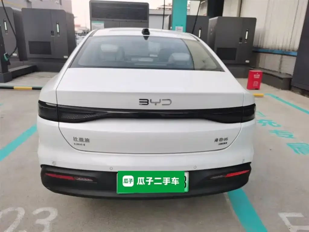 BYD Seal 05 DM-i — фото 2