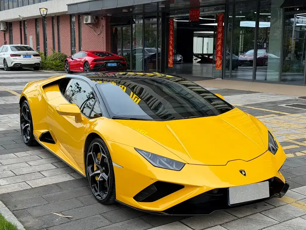 Lamborghini Huracan — фото 7