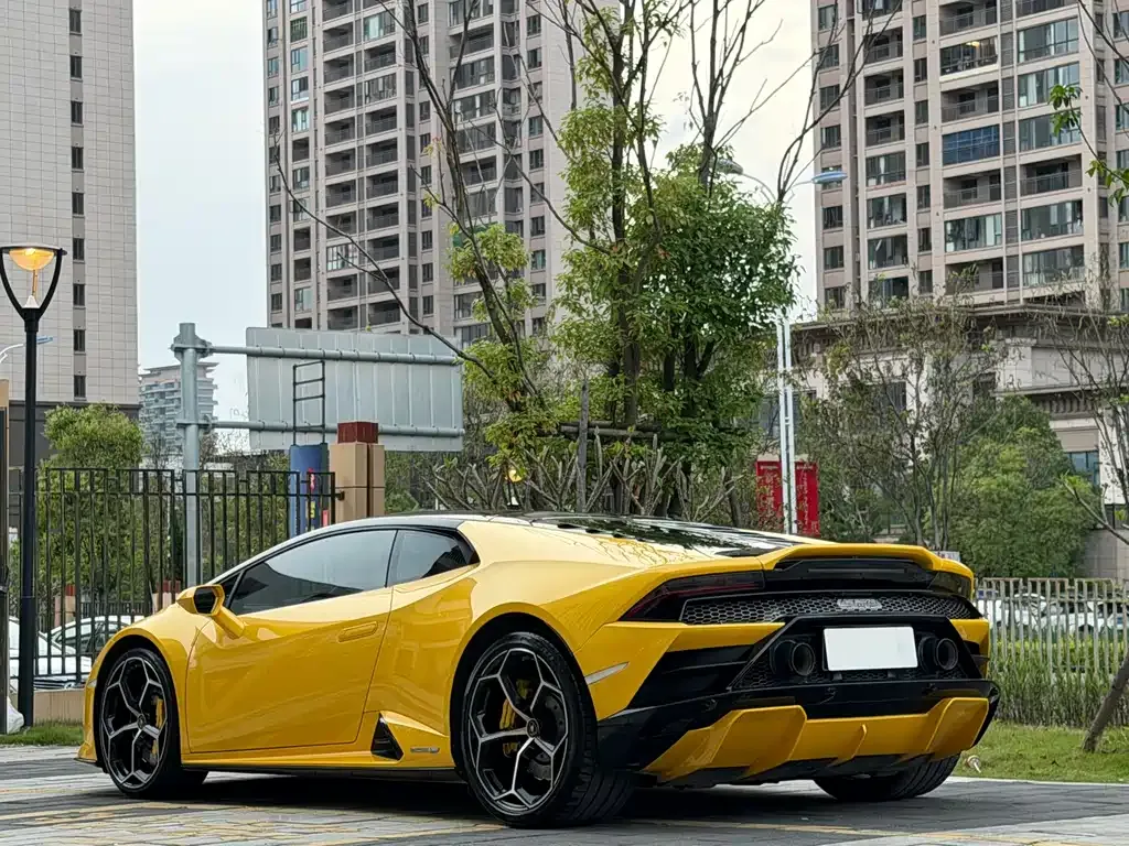 Lamborghini Huracan — фото 9