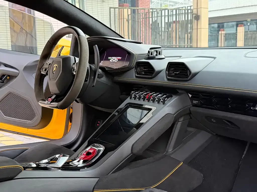 Lamborghini Huracan — фото 6