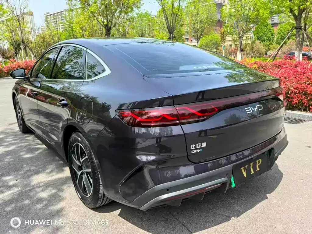 BYD Qin L — фото 10