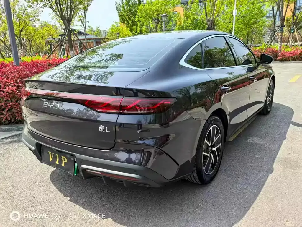 BYD Qin L — фото 8