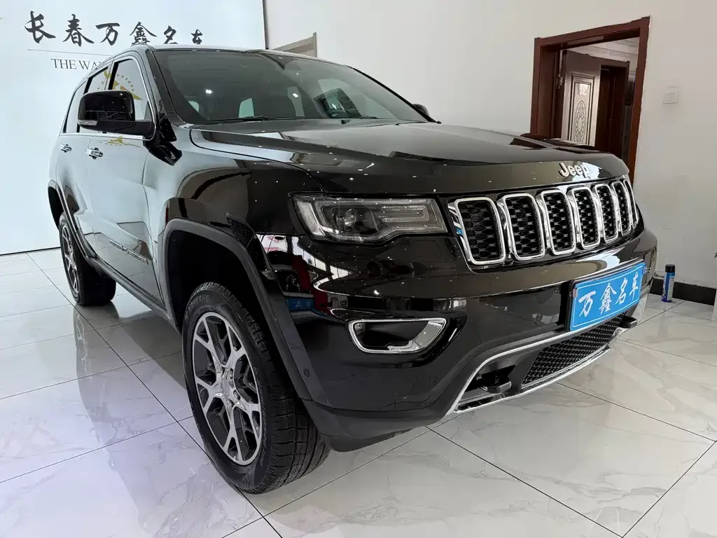 Jeep Grand Cherokee (Import) — фото 3