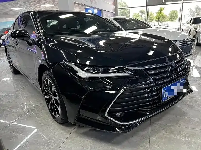 Toyota Avalon — фото 10