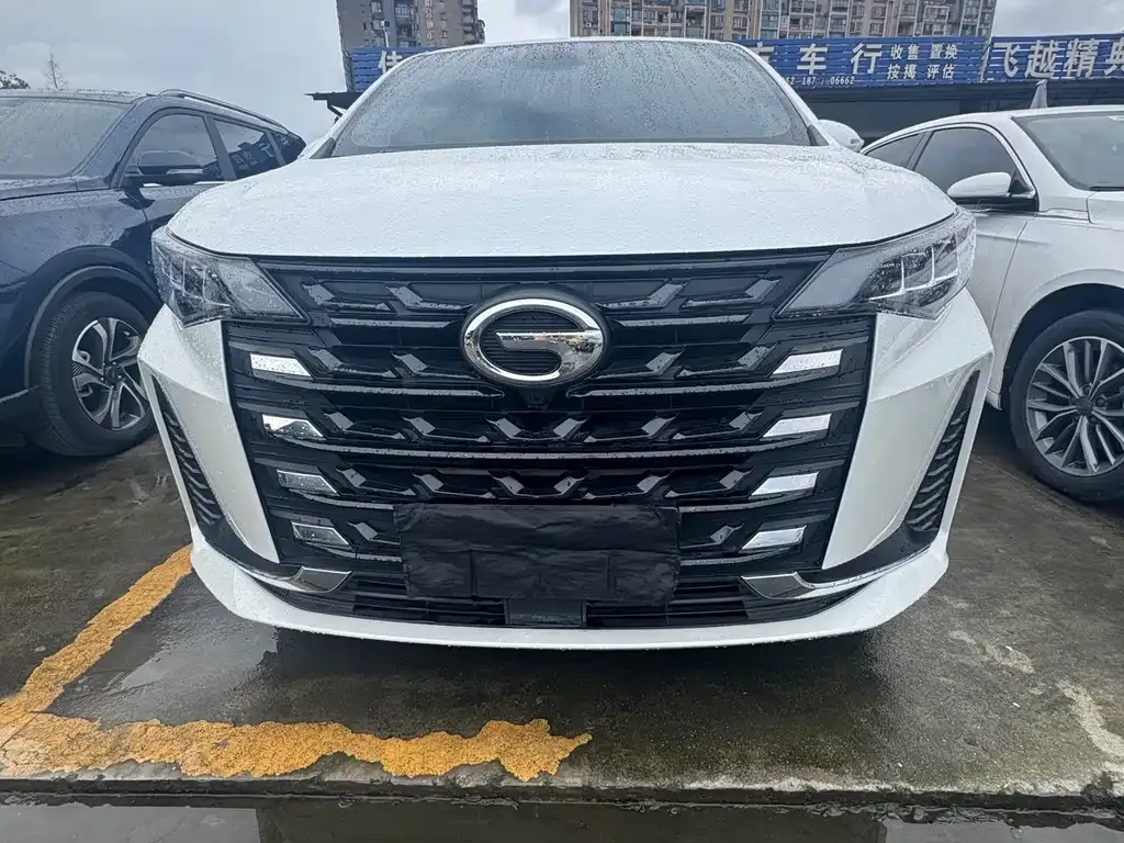 GAC Motor Trumpchi M6 — фото 10