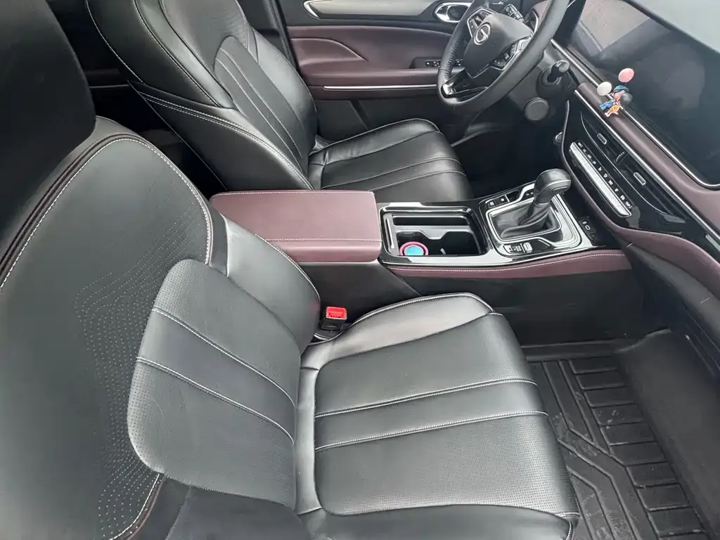 GAC Motor Trumpchi M6 — фото 3